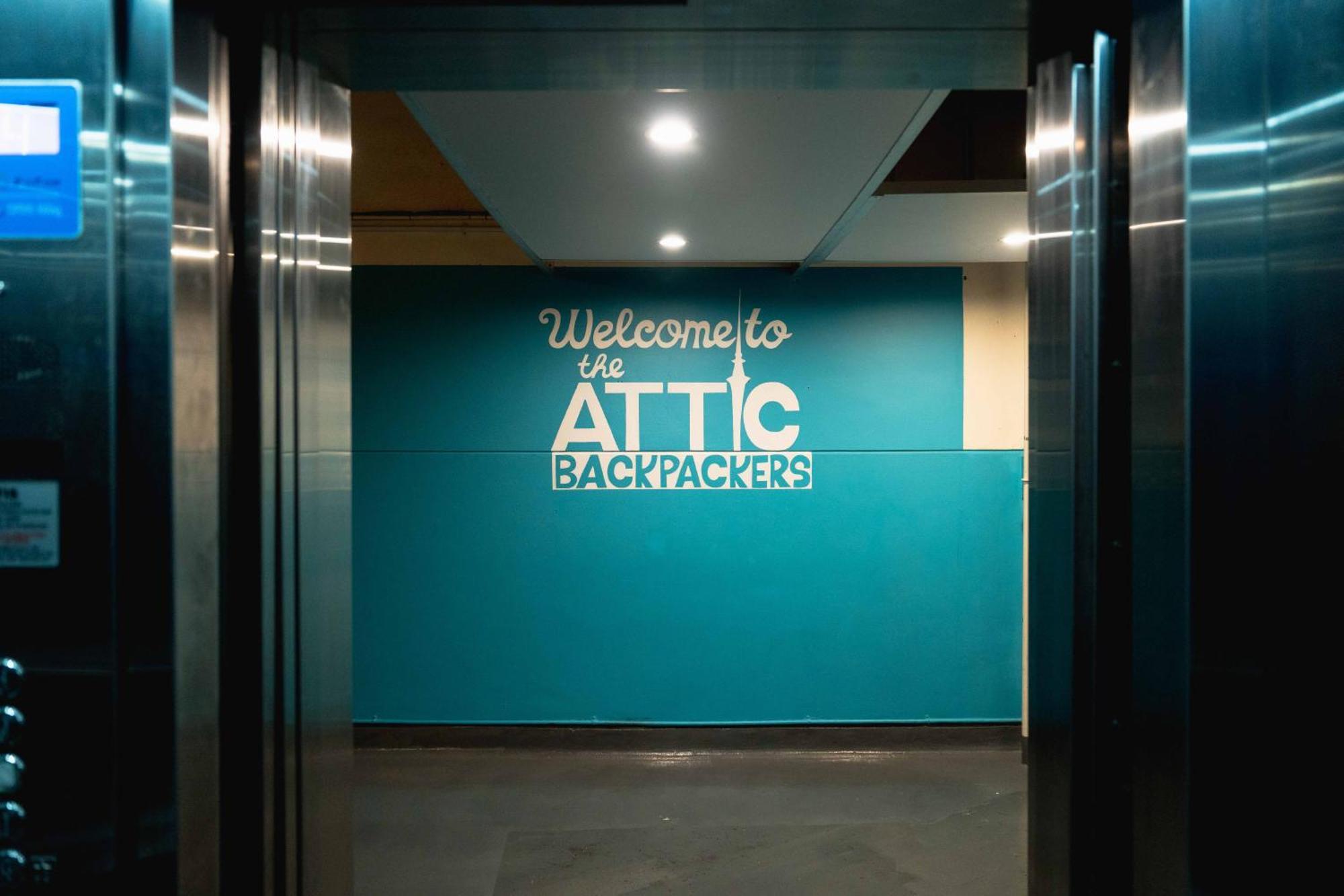 Attic Backpackers Pansiyon Auckland Dış mekan fotoğraf